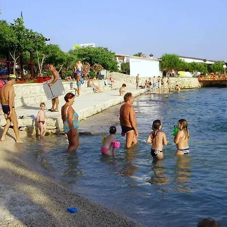 By The Sea - 18881 Апартаменты Вир